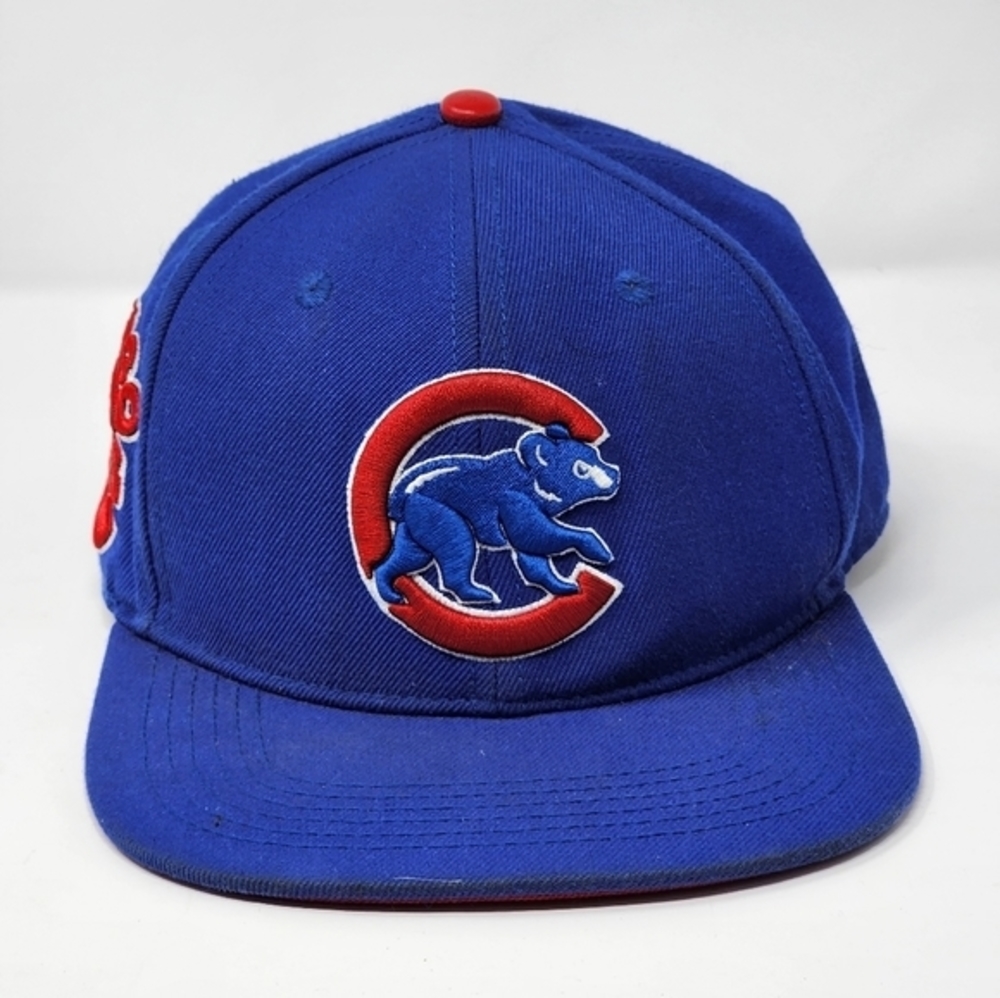 Chicago Cubs Club Logo Pro Standard Genuine Merchandise Snap Back